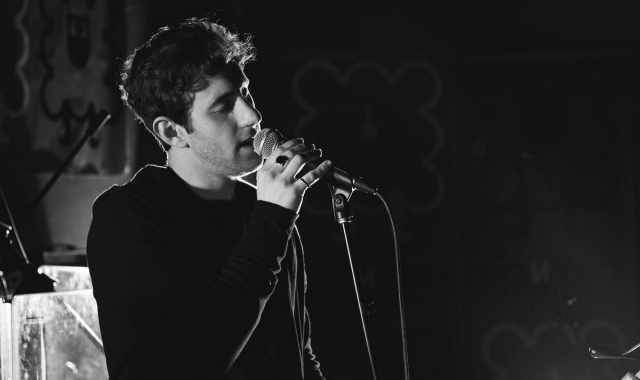 Il cantante barese Alex Montelli: Racconto la mia vita trasformandola in melodia